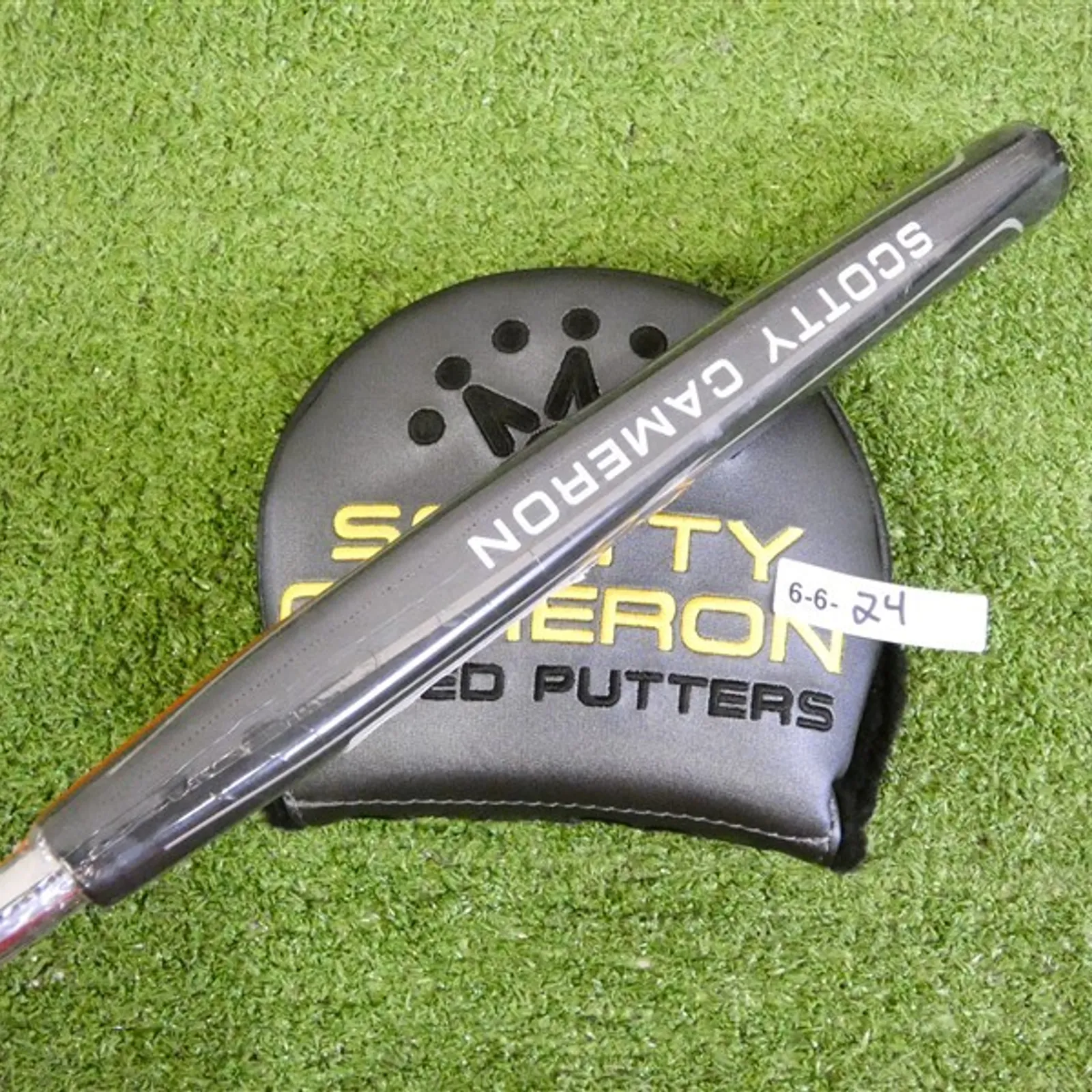 Titleist Scotty Cameron 2024 Phantom 5.5 35