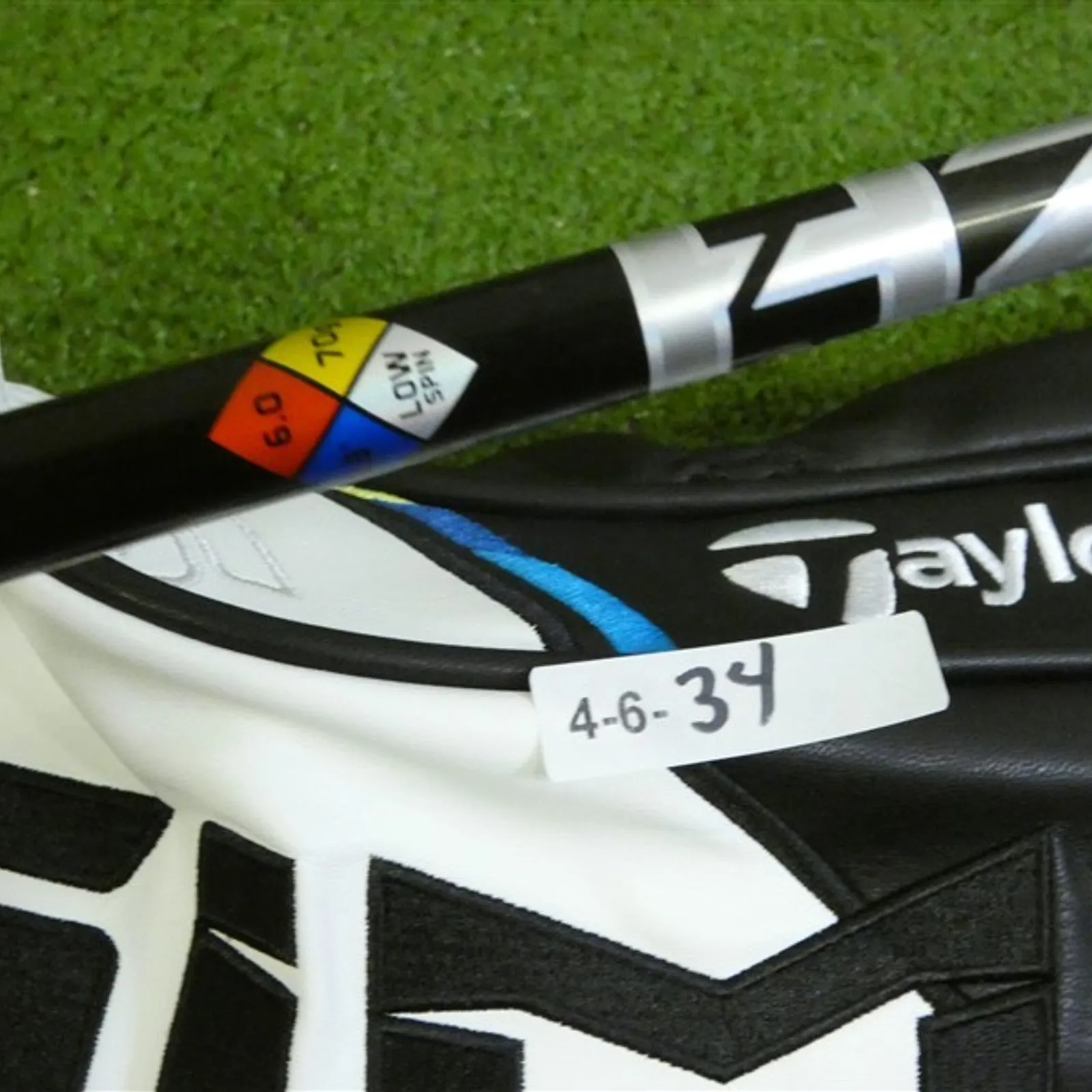 TaylorMade SIM2 Max 9.0* Driver HZRDUS Black 4G 70g 6.0 Stiff