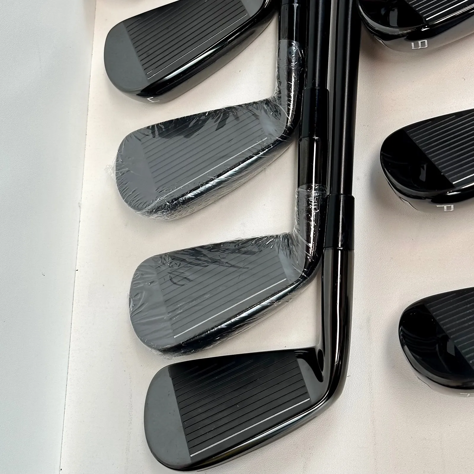 Used TaylorMade P790 2021 Iron Set 3-PW Used Golf Club at GlobalGolf.com