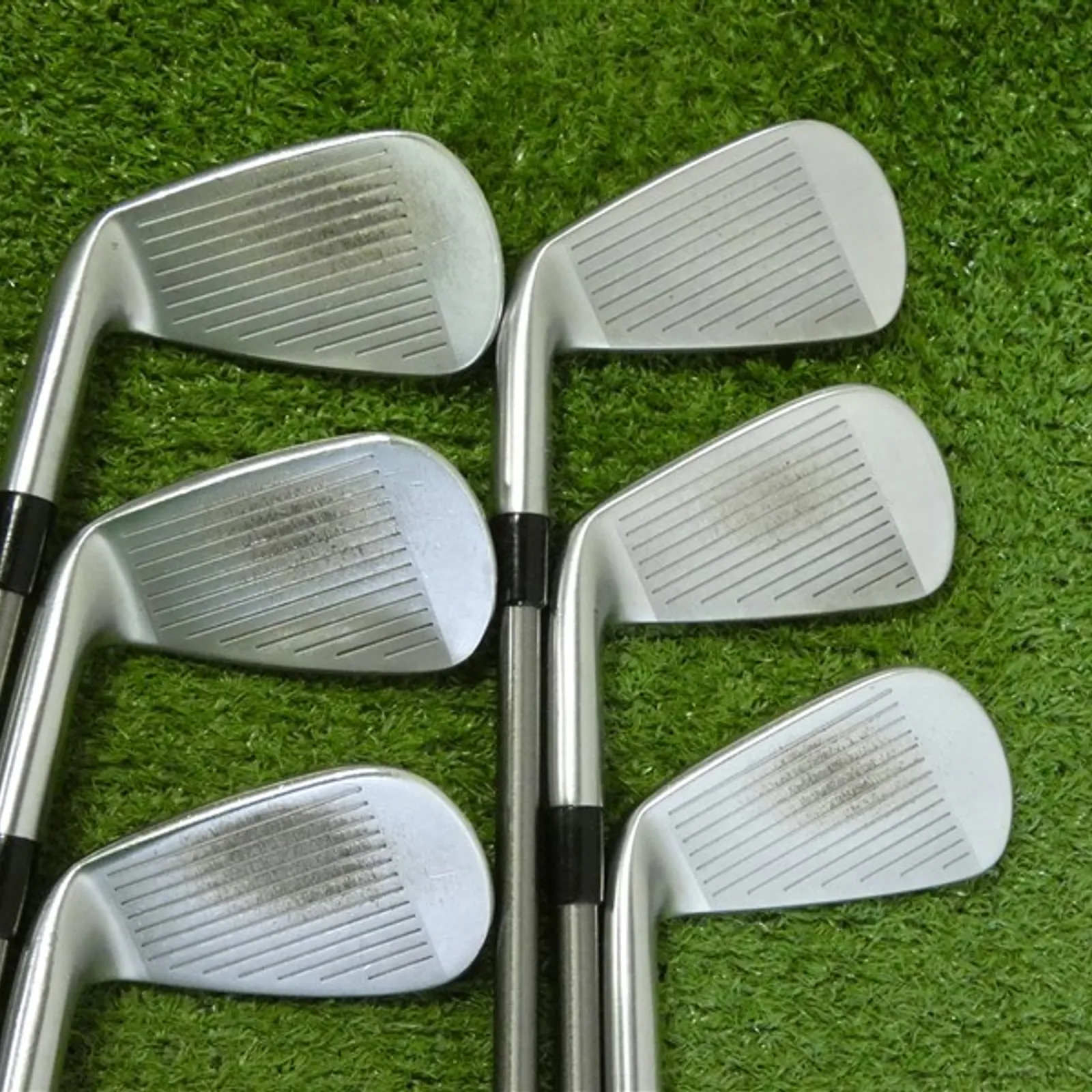 Mizuno JPX 923 Forged Irons 5-P SteelFiber i95 Stiff Graphite