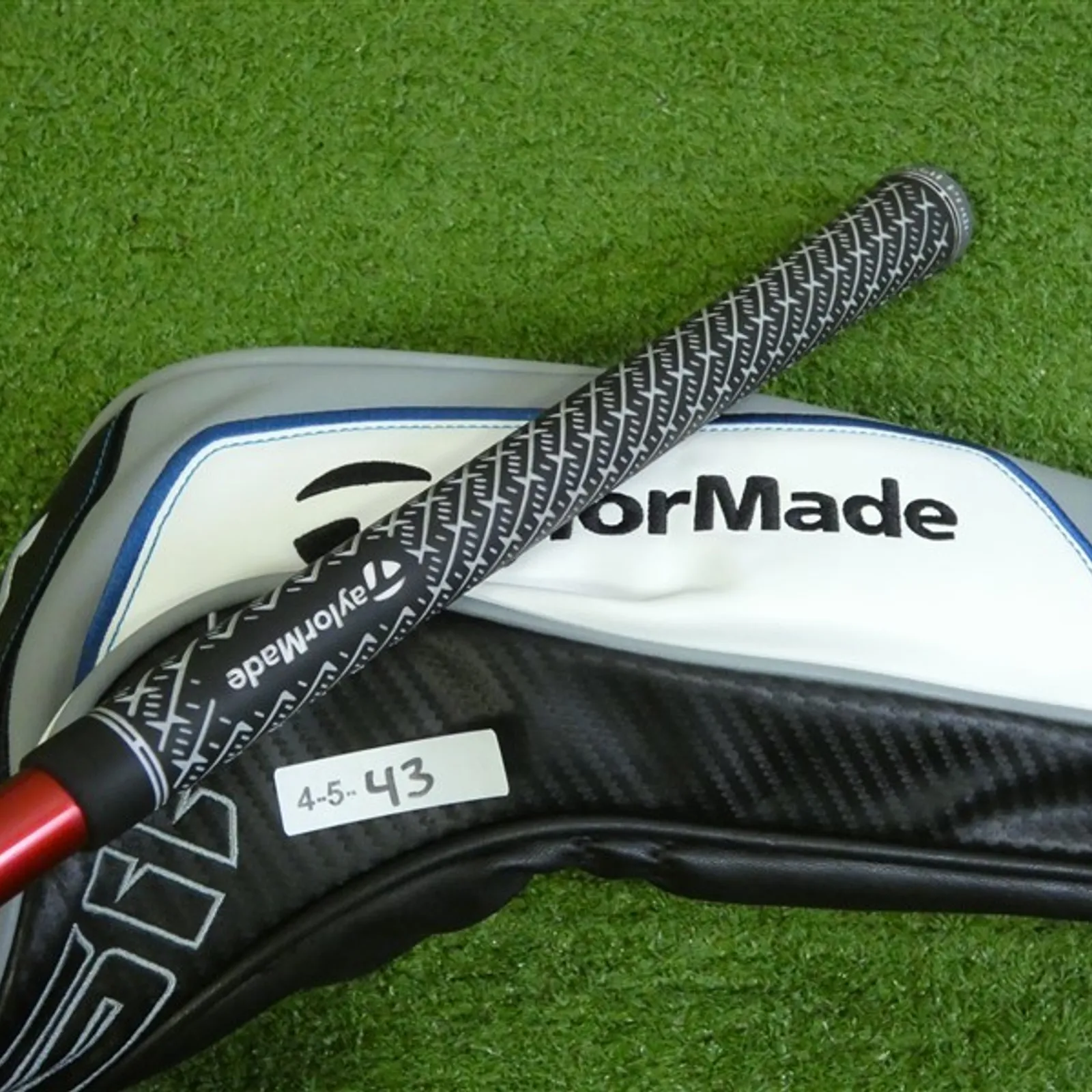 TaylorMade SIM Max D 12.0* Driver Ventus Red 5 A Senior