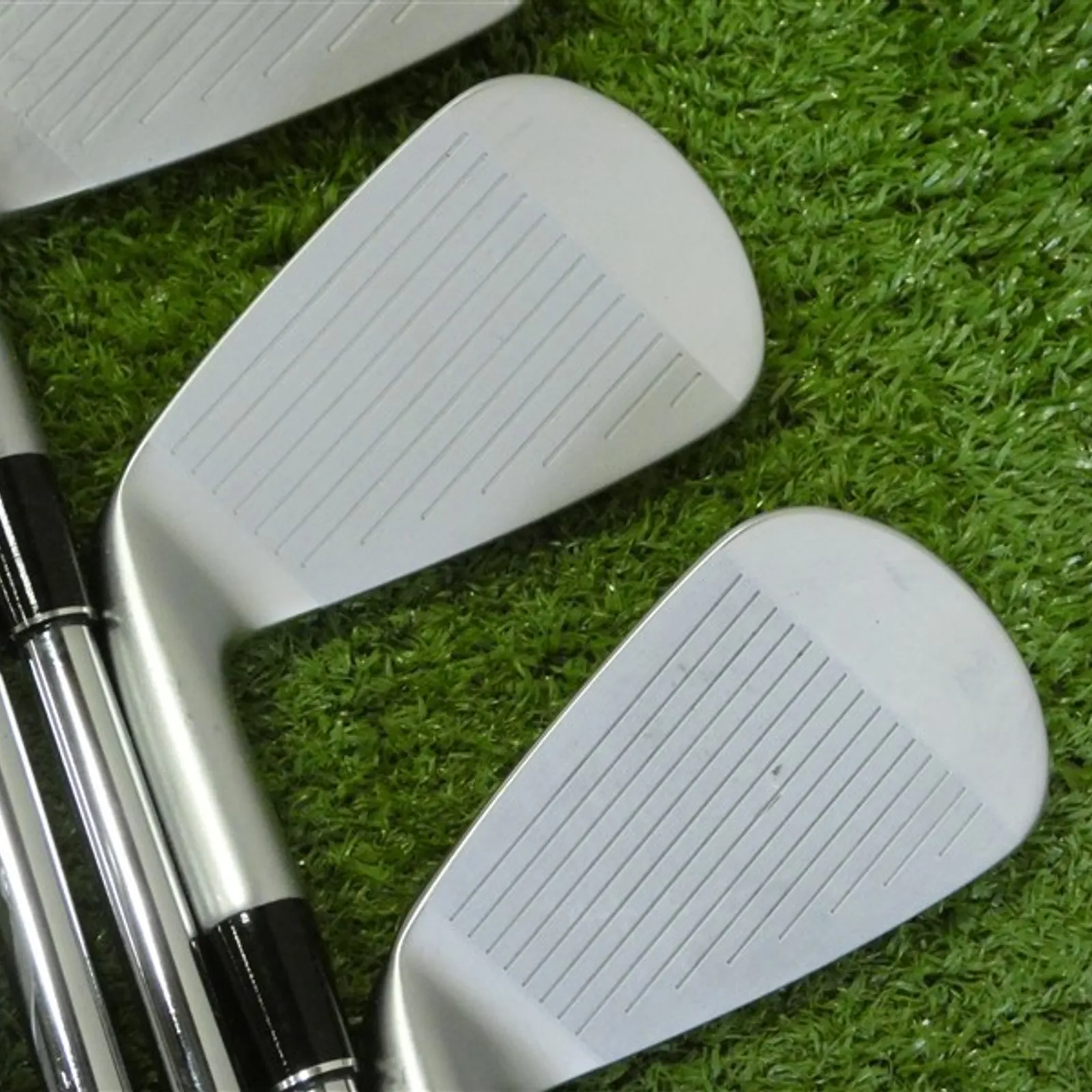 Srixon ZXi4 Forged Irons 5-P & A Project X 6.0 Stiff Steel Mint