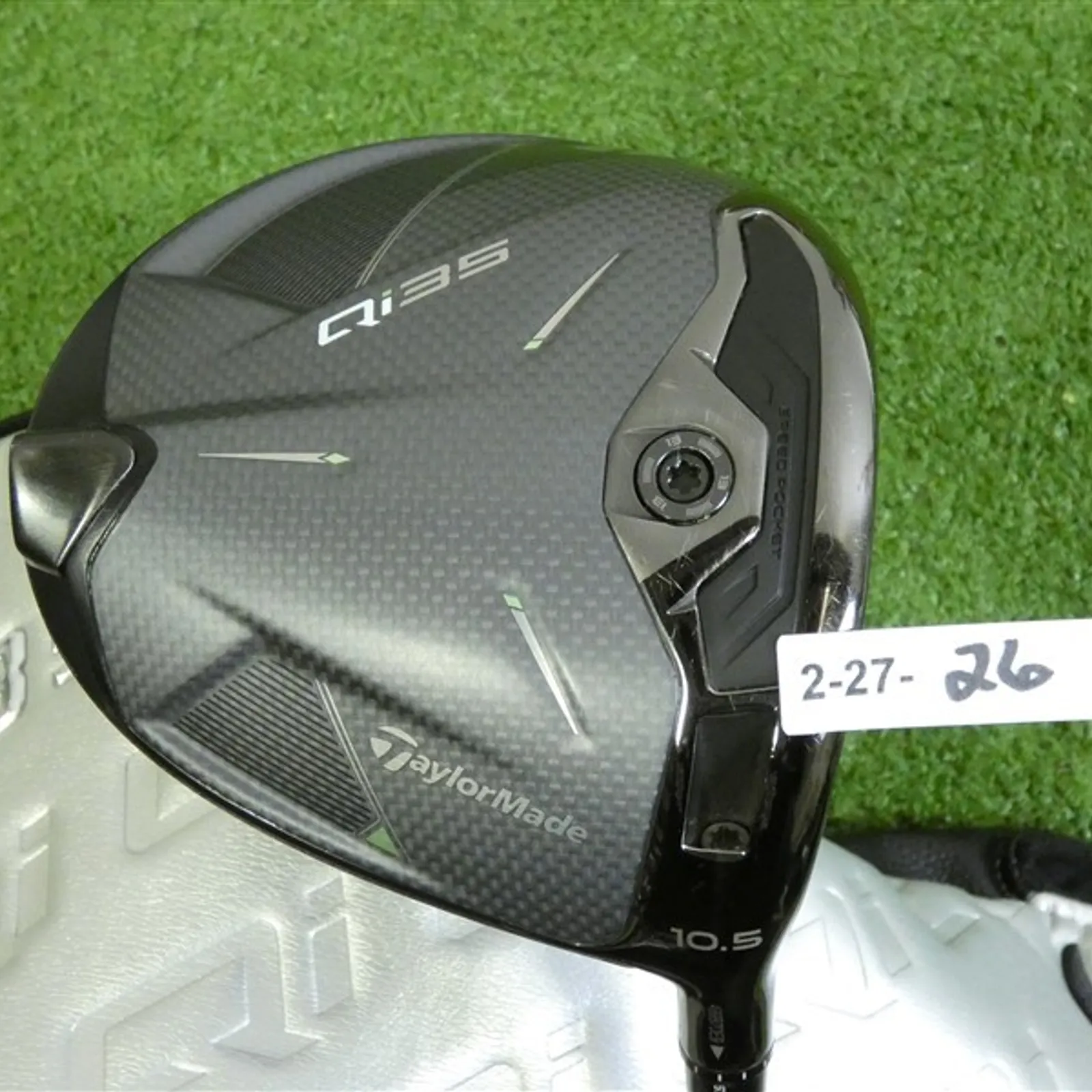 TaylorMade Qi35 10.5* Driver Ventus Blue 5 Regular Graphite with