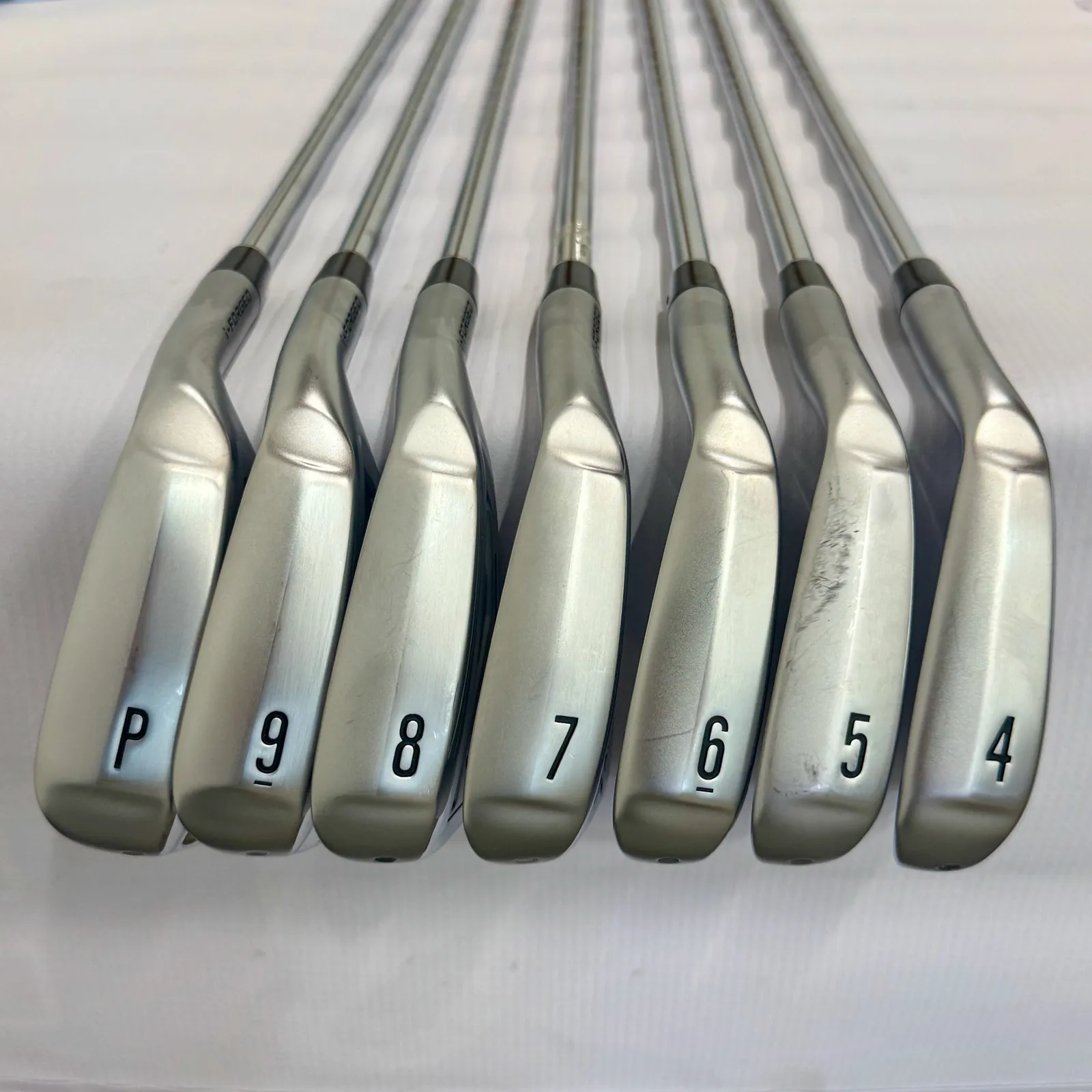 FFornel 　4セット Srixon ZXi4 Iron Set 4-PW - KBS Tour Lite Regular Flex