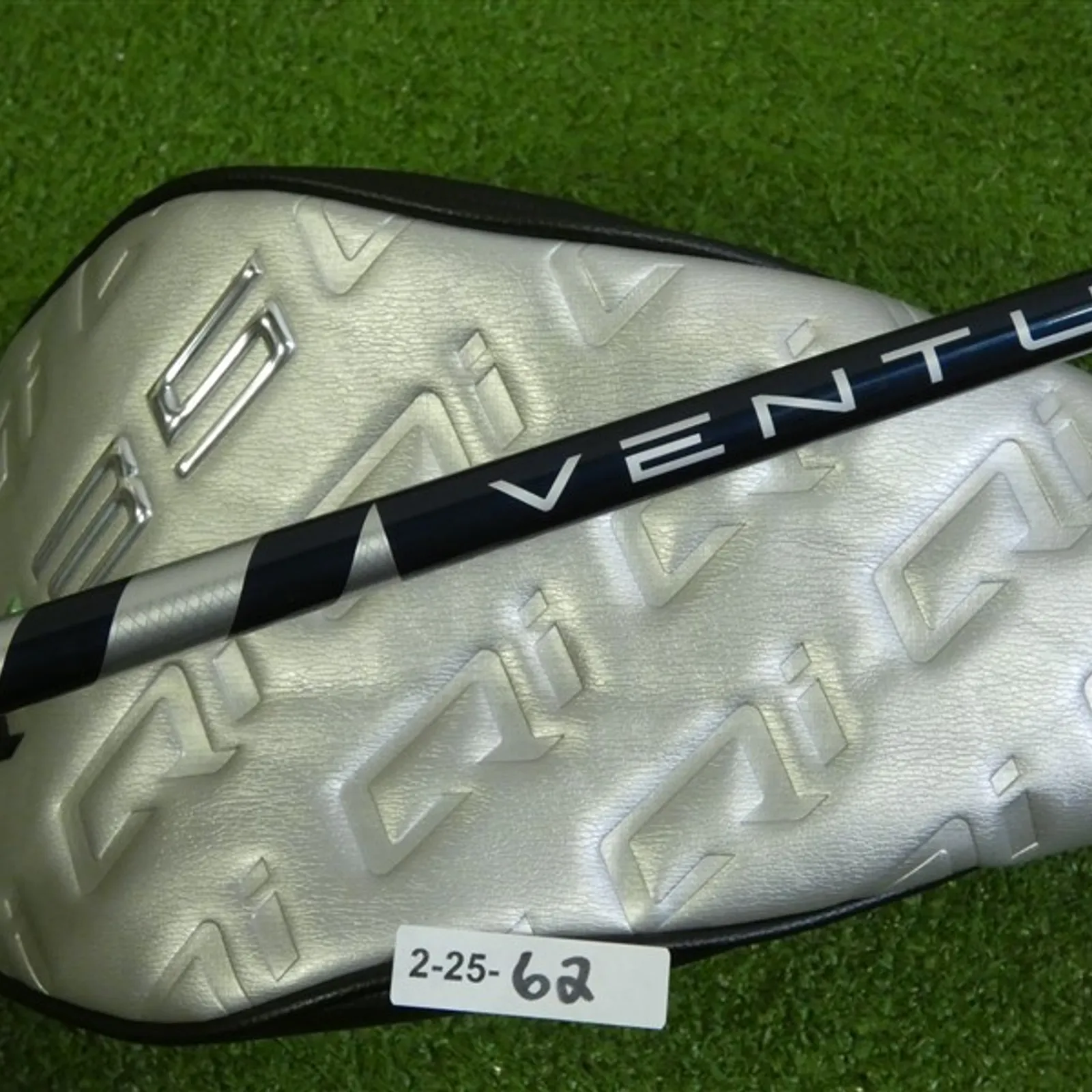 TaylorMade Qi35 9.0* Driver Ventus Blue 5 Stiff Graphite w