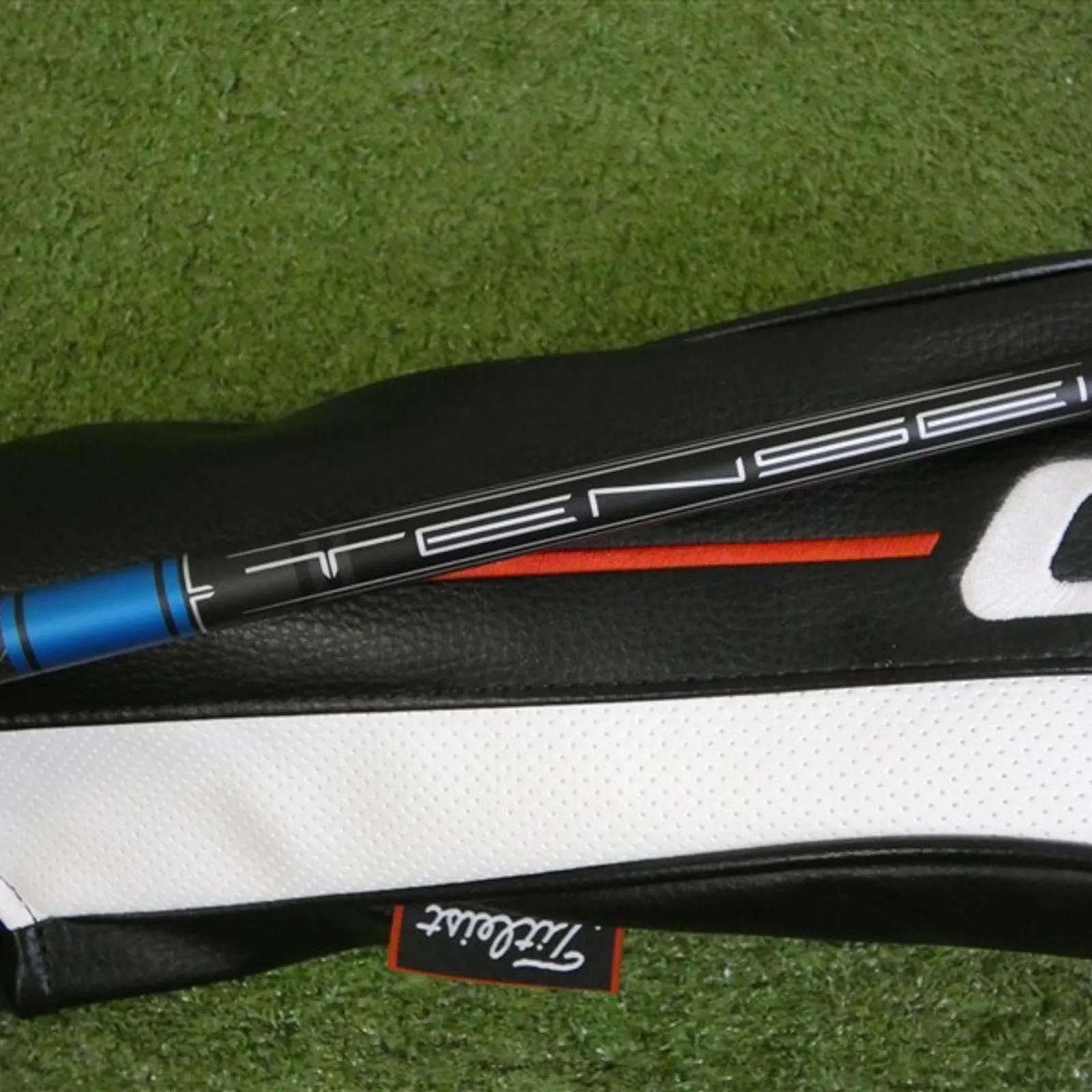 Titleist GT2 10.0* Driver Tensei 1K Blue 55 Stiff Graphite with