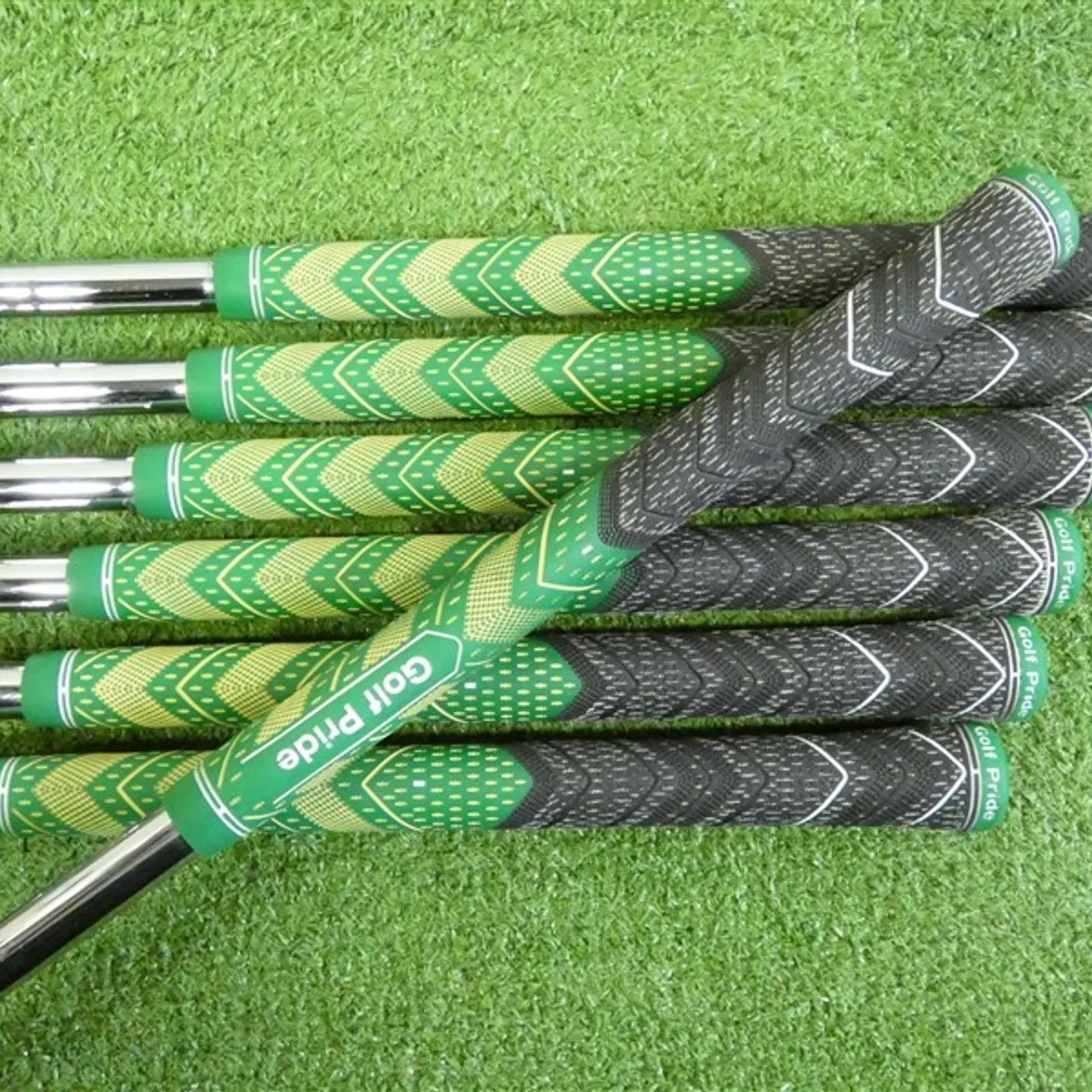 PING i230 Irons 4-W NS Pro Modus 3 Tour 105 Stiff Steel White Dot