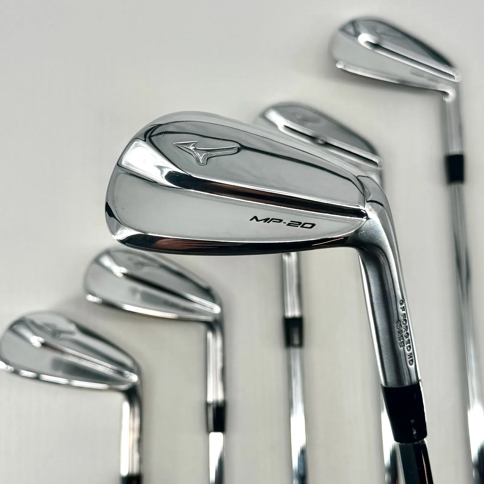 Mizuno MP-20 5-PW Iron Set - Dynamic Gold S300 - GP Grips