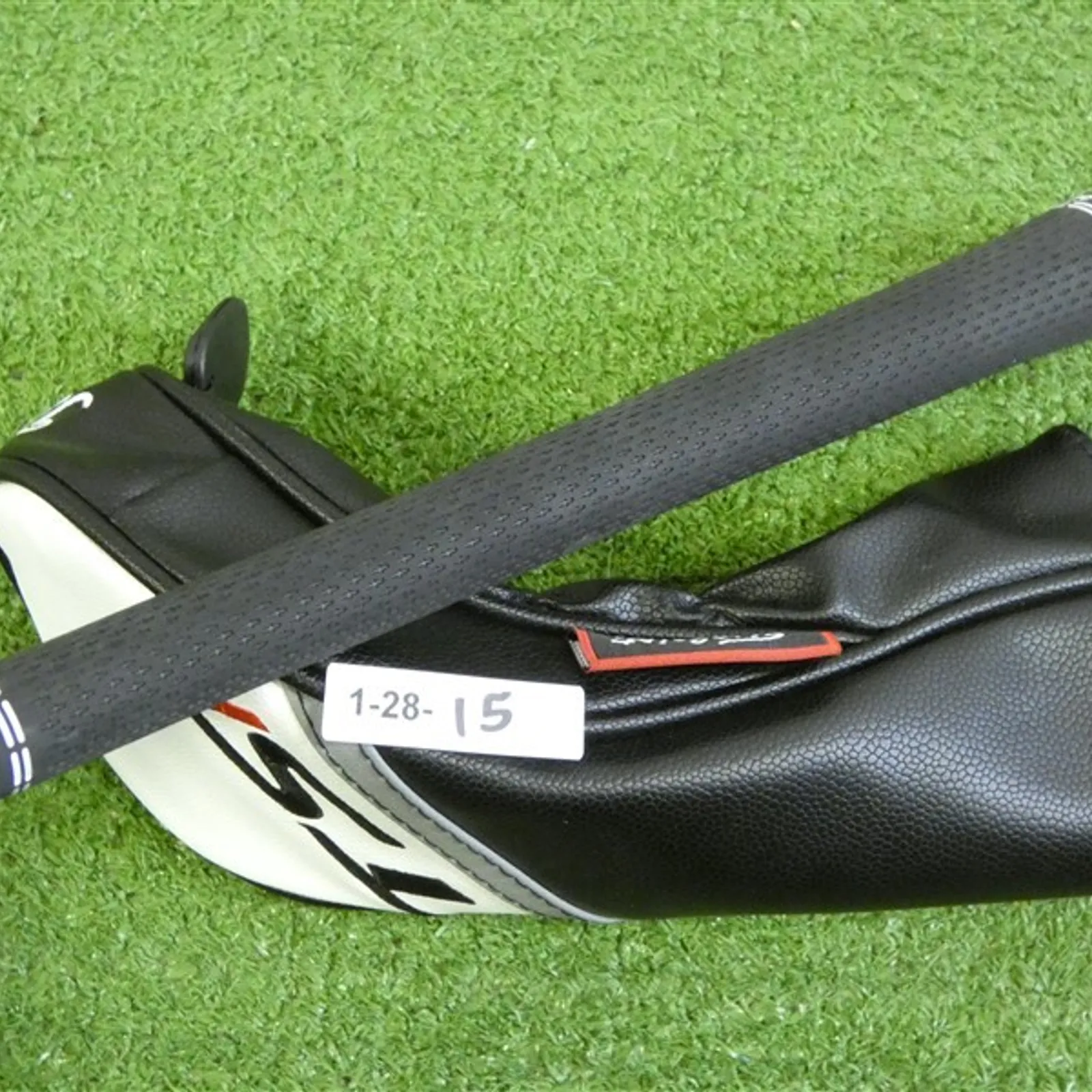 Titleist TSR3 19* 3 Hybrid HZRDUS Black 4G 80g 6.0 Stiff Graphite