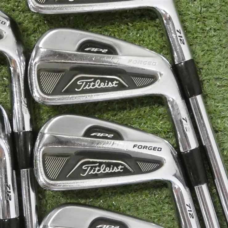 Titleist AP2 712 Forged Irons 4-P Dynamic Gold SL R300 Regular Steel