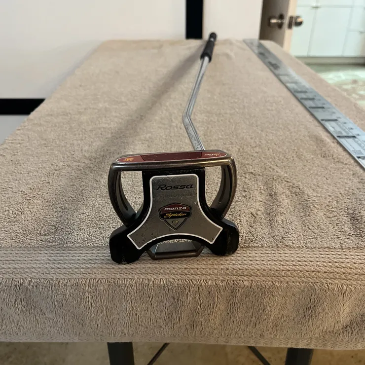 TaylorMade Rossa 48” Long Monza Spider Broomstick AGSI Putter RH