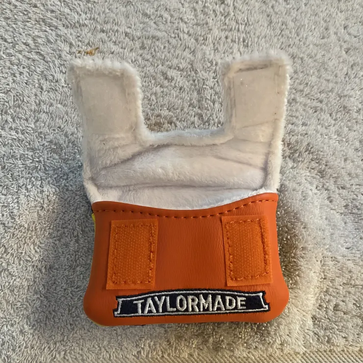 Rare New TaylorMade Vault Tower 32 Mallet Cover, Center