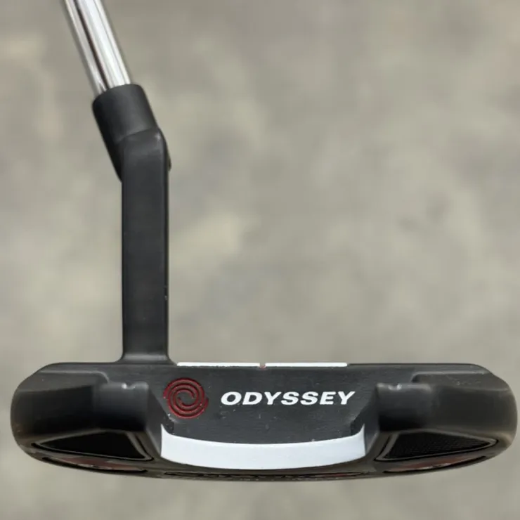 クラブ ODYSSEY O Works V-LINE FANG CH Odyssey O-Works V-Line Fang CH Putter Review - Plugged In Golf