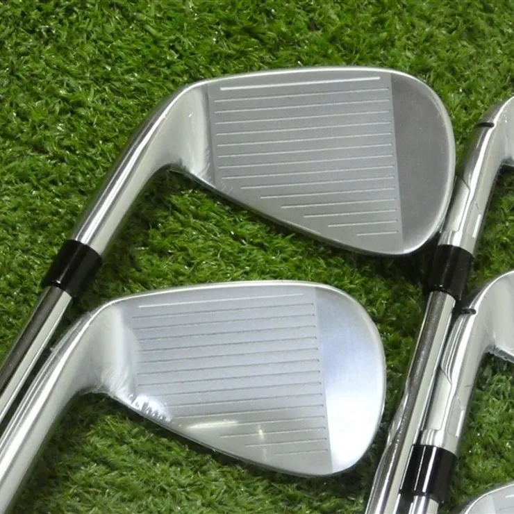 Set De Fers TaylorMade Qi 5-P & A KBS Max MT 85 Acier Régulier - Principalement Neuf