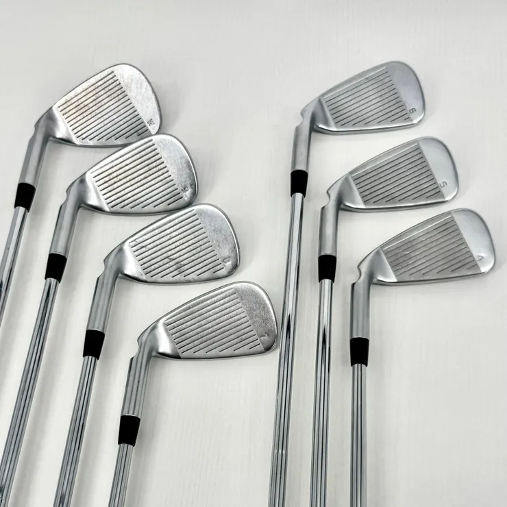 Ping G425 4-PW Iron Set - DG 120 S300 Shafts - GP Grips
