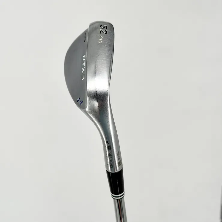 Cleveland RTX-3 Tour Satin 52° Wedge - DynamicGold Flex - Stock Grip