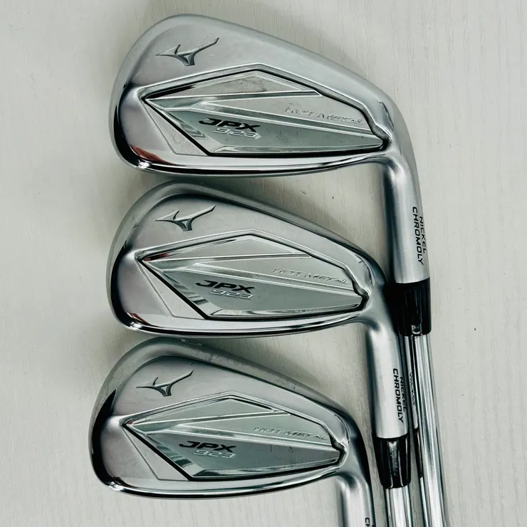 Mizuno JPX 923 Hot Metal Iron Set 4-PW - Dynamic Gold 95g R300