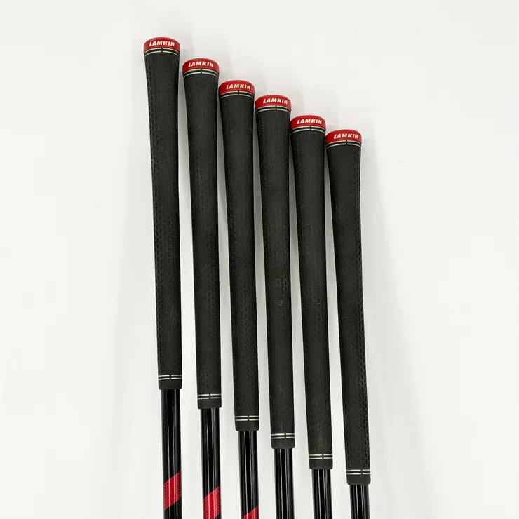 TaylorMade Stealth Iron Set 5-PW - Fujikura Ventus Black 60g R