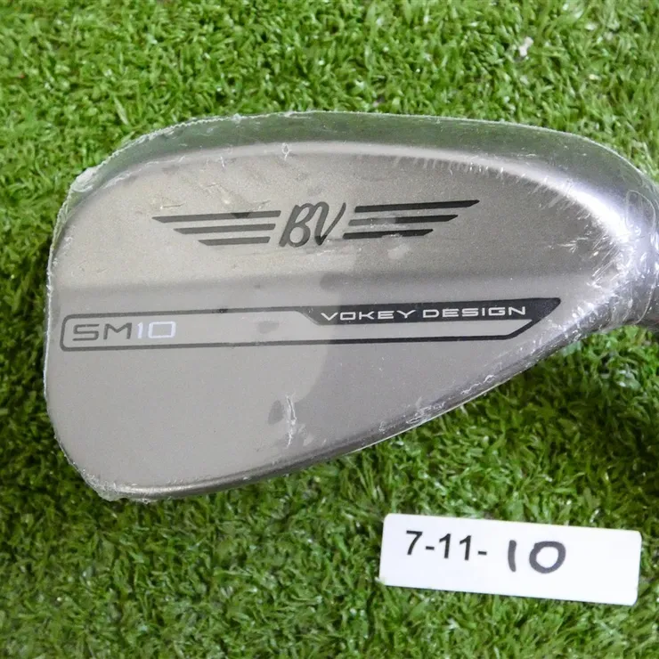 Titleist Vokey SM10 Nickel 52* 08* Gap Wedge F Grind Dynamic Gold