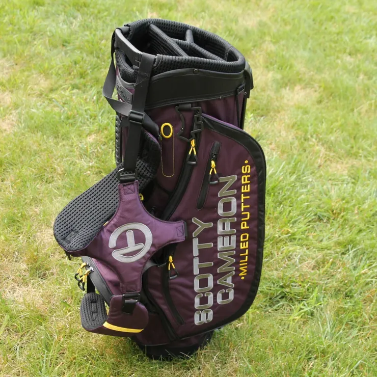 NEW SCOTTY CAMERON CIRCLE T PATHFINDER MARDI GRAS CARRY BAG