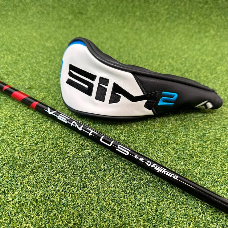 TaylorMade Sim 2 4 Rescue Adjustable - Fujikura Ventus 6 R