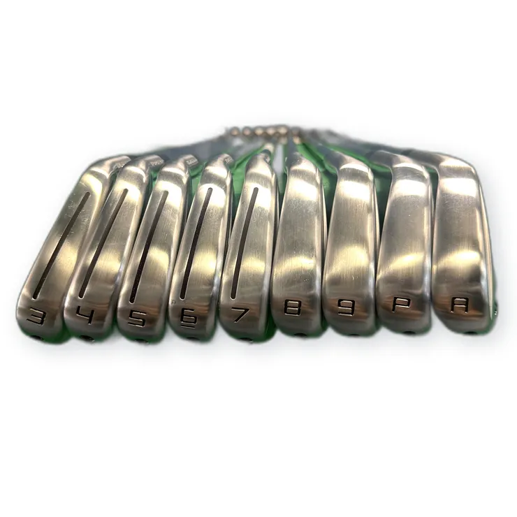 TaylorMade P770 Iron Set 3-PW AW Dynamic Gold Tour Issue X100 Steel RH