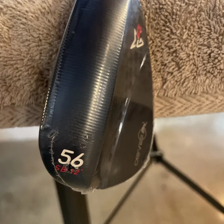 Limited Edition Taylormade MG4 Oracle Red Bull Wedge Set