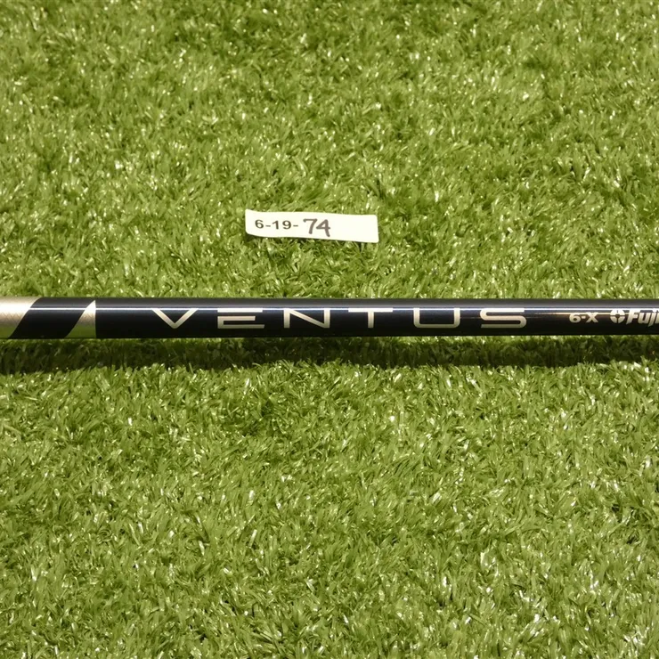 Titleist Fujikura Ventus Blue VeloCore 6-X Extra Stiff Driver