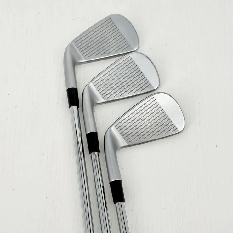 Taylormade 2023 P790 5-PW Iron Set - DG R200 - GP MCC +4 Grips