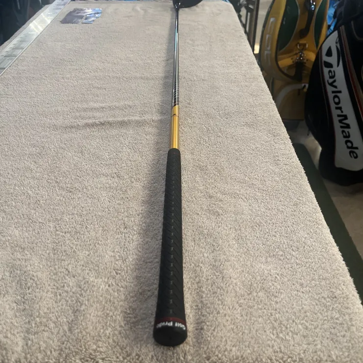 クラブ R7 Quad Mini Driver R7 Quad Mini Driver | TaylorMade