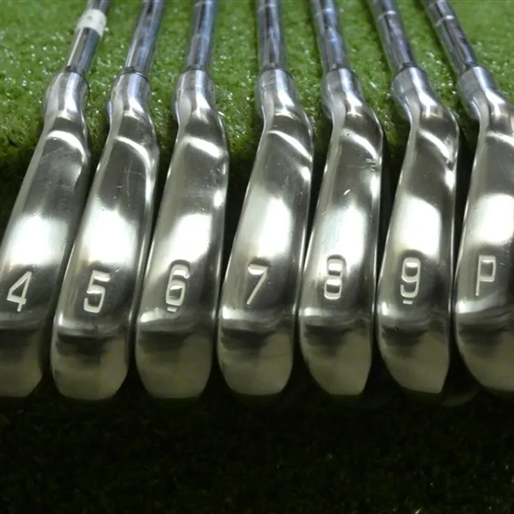 Mizuno Pro 243 Forged Irons 4-P DG Tour X100 X Extra Stiff Steel +