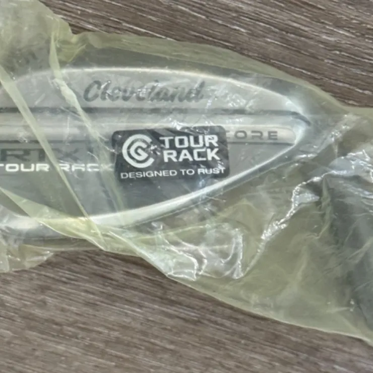 Brand New still in bag Cleveland RTX6 Tour Rack 56° Low 8 Bounce