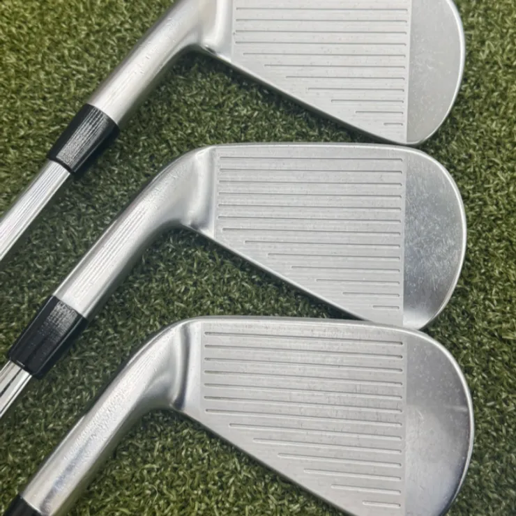 Srixon ZX5 Iron Set 5-PW with Dynamic Gold S300 Shafts and Golf
