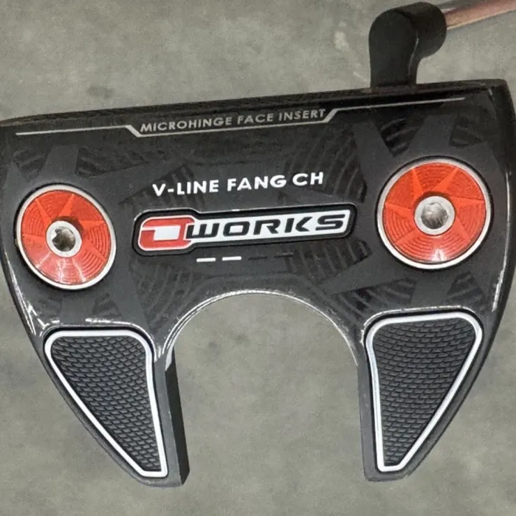 パター　ODYSSEY O-WORKS V-LINE FANG CH Odyssey Odyssey O-Works V-Line Fang CH Putter | Callaway