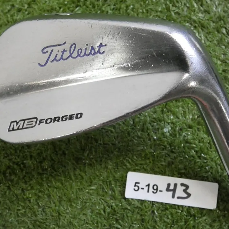 Titleist MB 712 Forged 47* Pitching Wedge Dynamic Gold X Extra