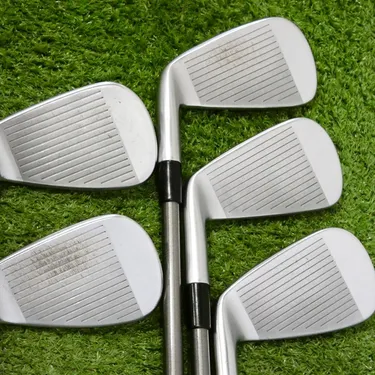 TaylorMade 2021 P790 Forged Irons 6-P SteelFiber i95 Stiff Graphite