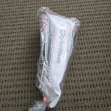 Taylormade Ladies M6 Driver Head Cover With Wrench New White Red