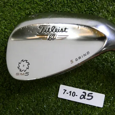 Titleist Vokey SM5 Tour Chrome 56* 10* Sand Wedge S Grind Dynamic