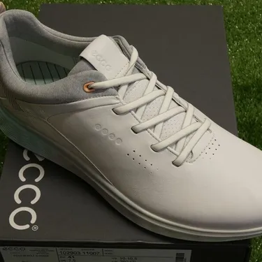 シューズ(女性用) ECCO  Gore-tex Golf Shoe Amazon.com | ECCO Women's Biom G 2 Free Gore-TEX Golf Shoe
