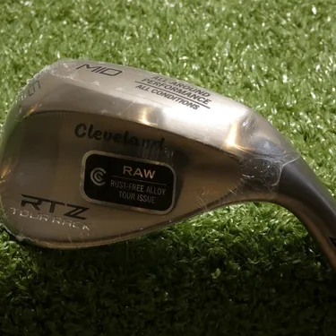 Cleveland RTZ Tour Rack Raw 56* 10* Sand Wedge Mid Dynamic Gold