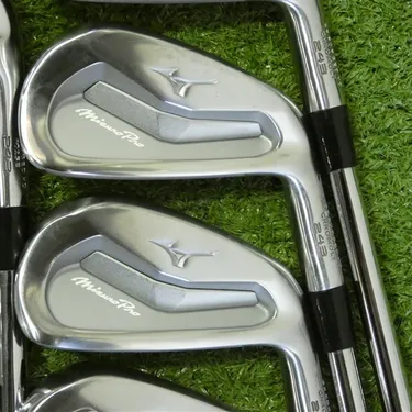 Mizuno Pro 243 Forged Irons 4-P DG Tour X100 X Extra Stiff Steel +
