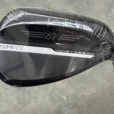 Titleist BV SM10 Vokey Design 58° 08M Wedge with Black Vapor with Vokey Shaft
