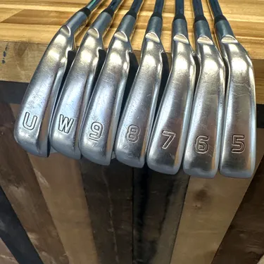 Ping i210 Iron Set 5-PW UW 7 Clubs Dynamic Gold 105 S300 Stiff