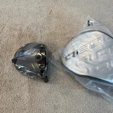 Brand New Right Hand TaylorMade Qi35 9.0° Driver Head Only, Ships Today!